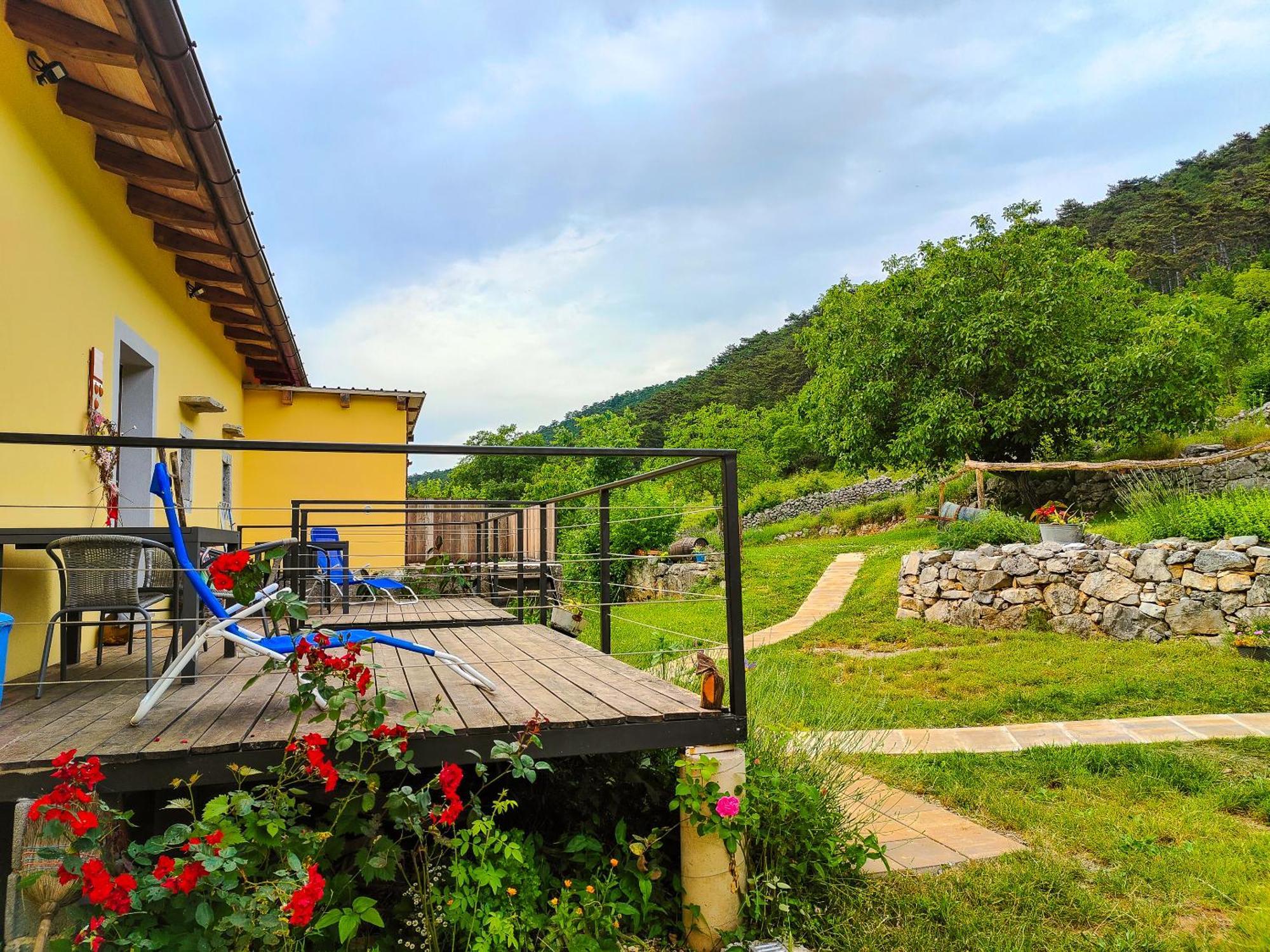 Homestead Zavadlal - Domacija Zavadlal Komen المظهر الخارجي الصورة