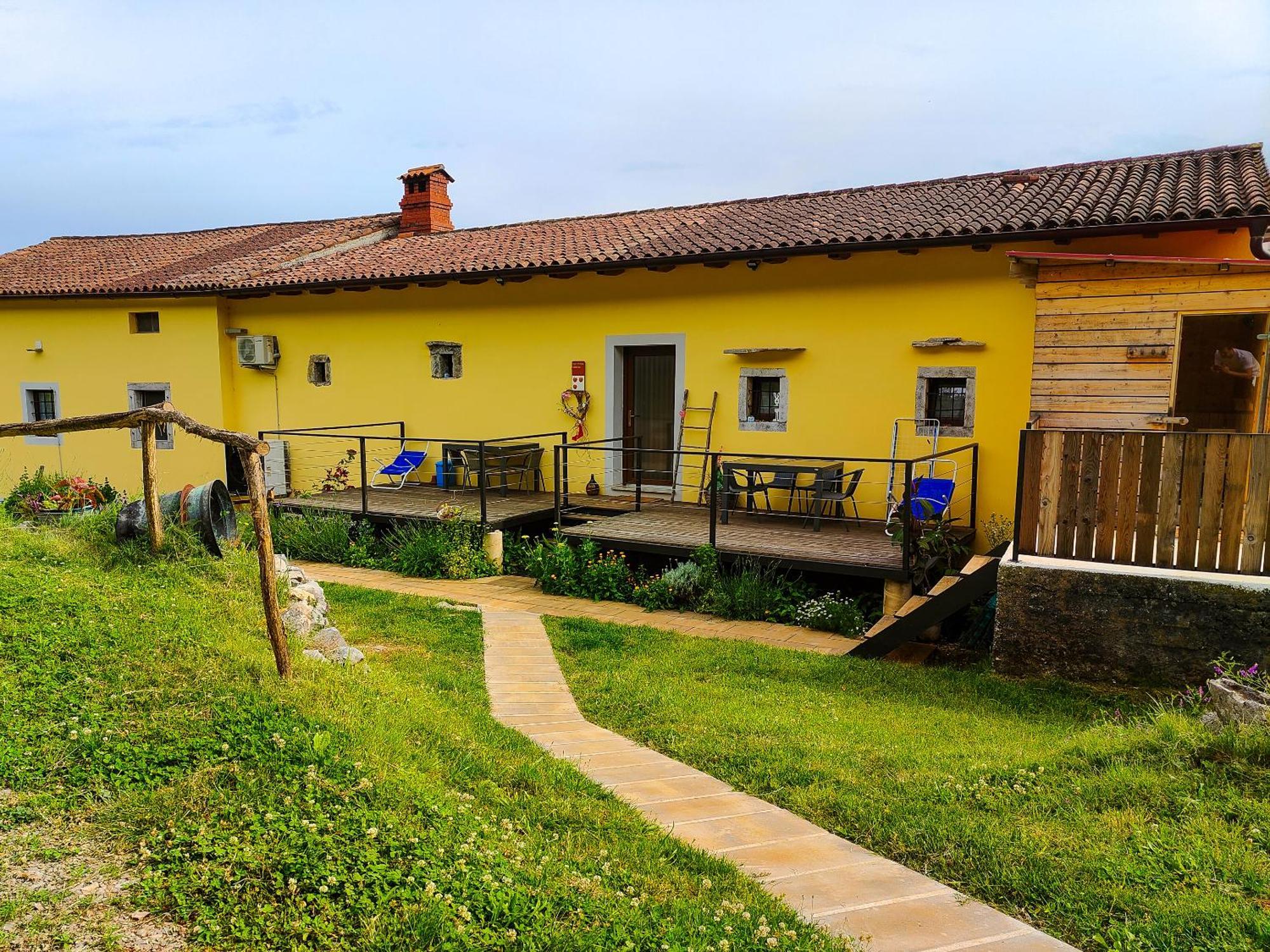 Homestead Zavadlal - Domacija Zavadlal Komen المظهر الخارجي الصورة