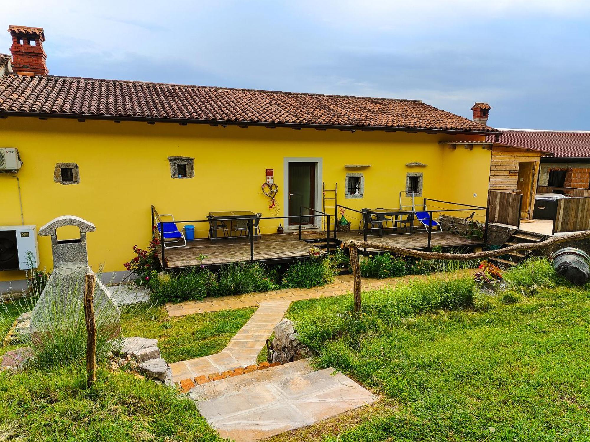 Homestead Zavadlal - Domacija Zavadlal Komen المظهر الخارجي الصورة